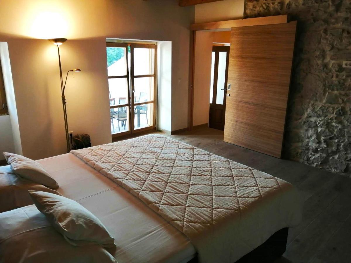 Apartments Dalmatian Stone House Turanj Exterior photo